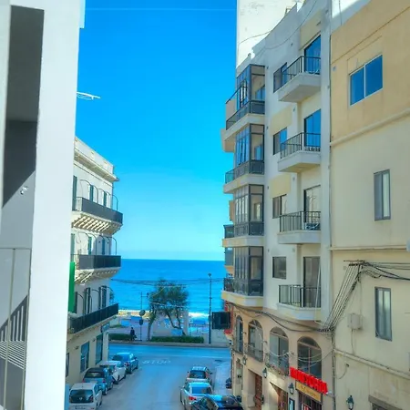 Spacious And Cozy 1 Bedroom Near Seafront Pcal1-1 Sliema