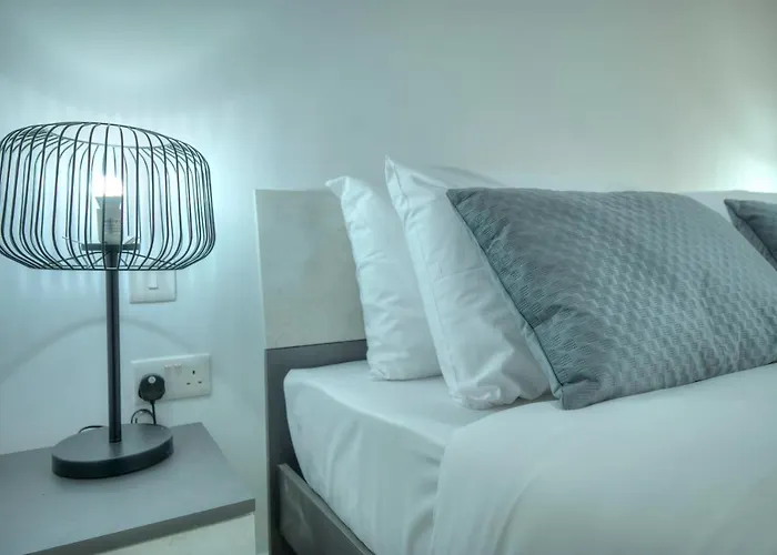 Spacious And Cozy 1 Bedroom Near Seafront Pcal1-1 Apartment Sliema